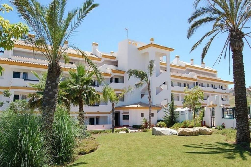 El Casa Blanca - Golf Resort In ลากาลาเดมิฮาส ภายนอก รูปภาพ